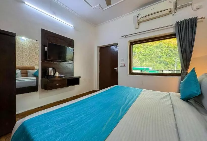 ホテル Rishikesh Residency By Euphoric Near Neer Waterfall