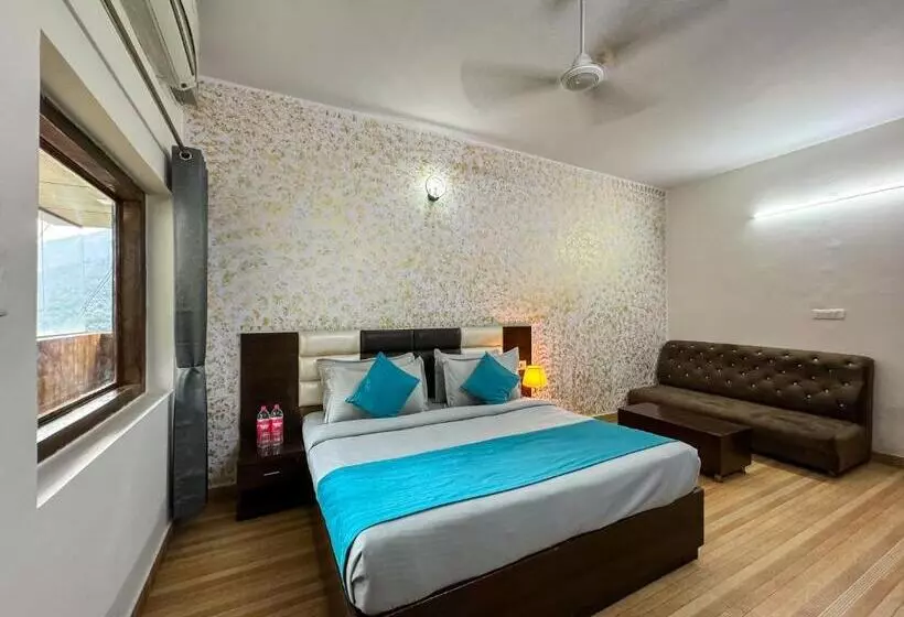 ホテル Rishikesh Residency By Euphoric Near Neer Waterfall
