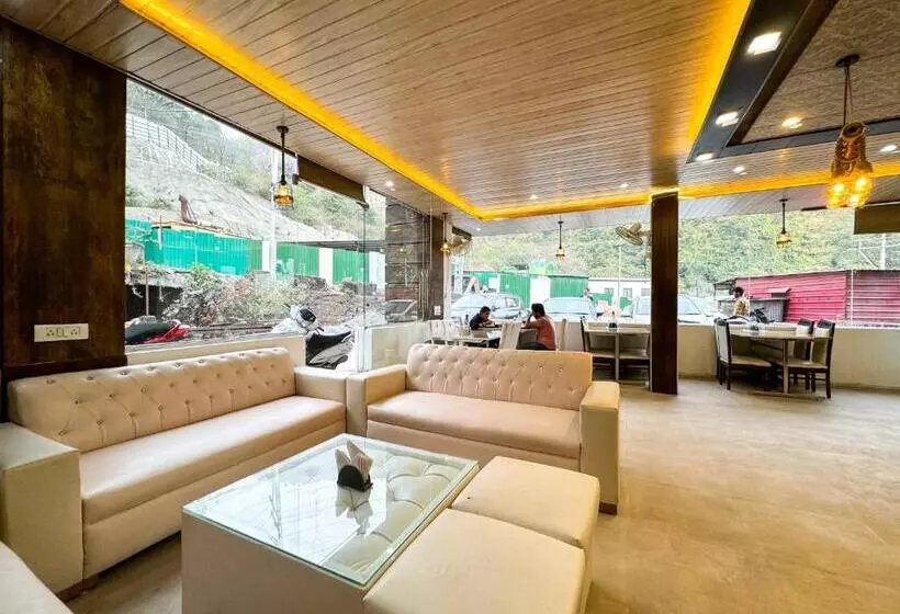 ホテル Rishikesh Residency By Euphoric Near Neer Waterfall