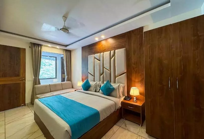 ホテル Rishikesh Residency By Euphoric Near Neer Waterfall