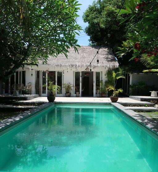 בית מלון כפרי Thrive A Liv Life