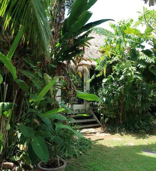 בית מלון כפרי Thrive A Liv Life