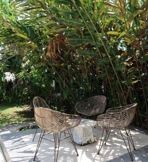 בית מלון כפרי Thrive A Liv Life