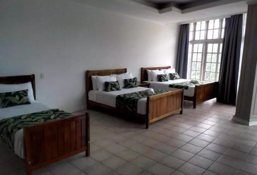 Hotelli Yatu Lau Lagoon Resort Fiji