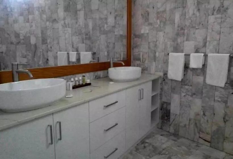 Hotelli Yatu Lau Lagoon Resort Fiji