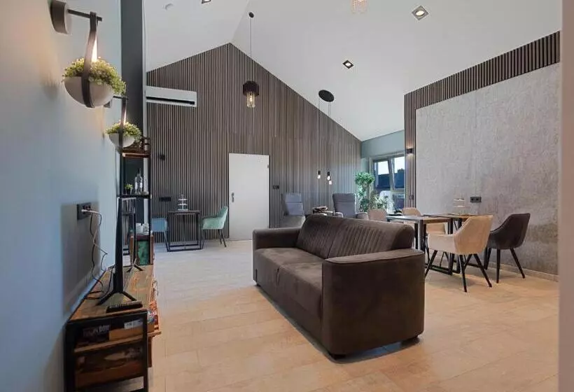 Luxe Kamer Met Jacuzzi Bij B&b Gezond Aan Zee   Toegang Wellnesstuin Meerprijs