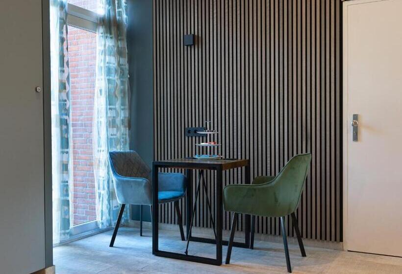 Luxe Kamer Met Jacuzzi Bij B&b Gezond Aan Zee   Toegang Wellnesstuin Meerprijs