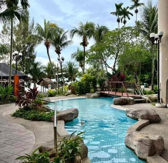 Seaview Deluxe@rainbow Paradise Tg Bungah 4pax