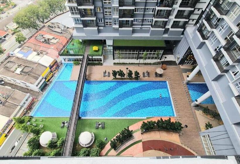 Shoppingmall Condo Sri Petaling, Near Bukit Jalil 1