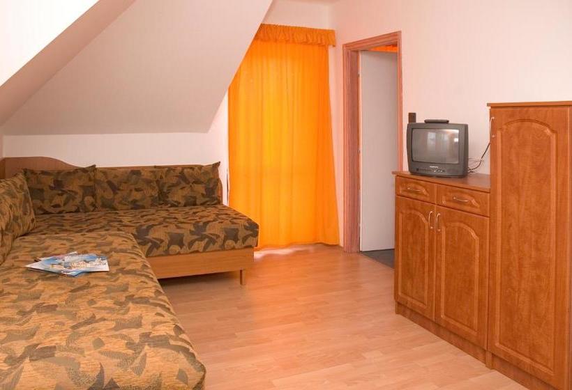 ベッドアンドブレックファースト Erika Pension