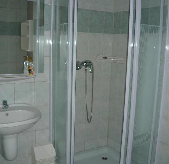 ベッドアンドブレックファースト Erika Pension