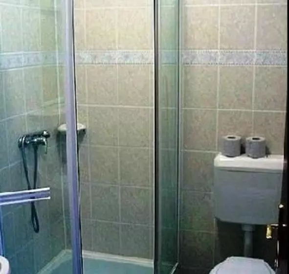 Aamiaismajoitus (B&B) Rézkakas Fogadó