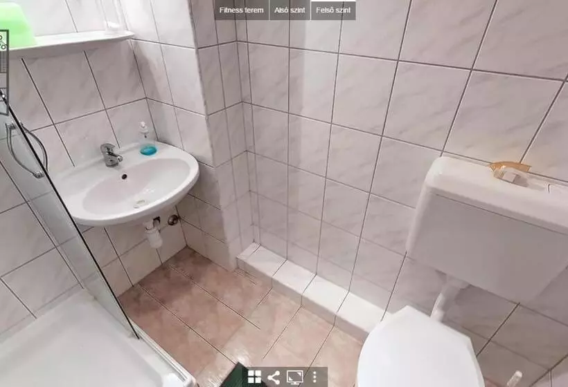 تختخواب و صبحانه Tímárház Panzió