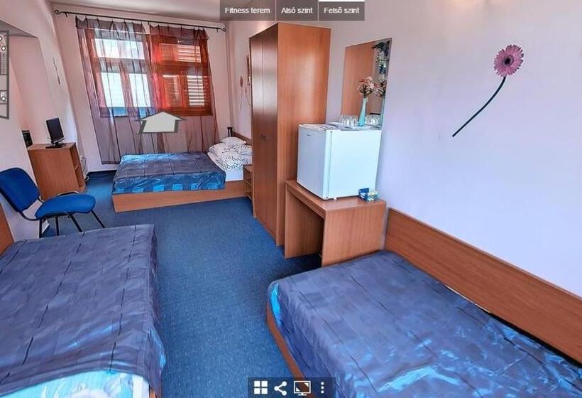 مبيت وإفطار Tímárház Panzió