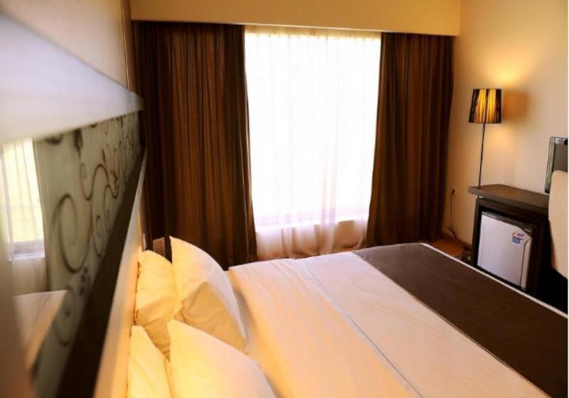 בית מלון כפרי Griptha