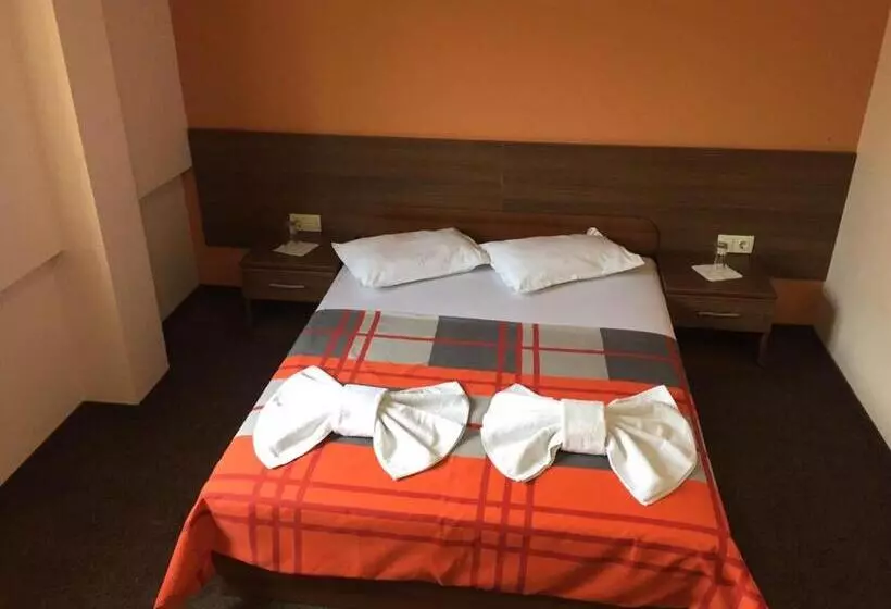 Otel Iris