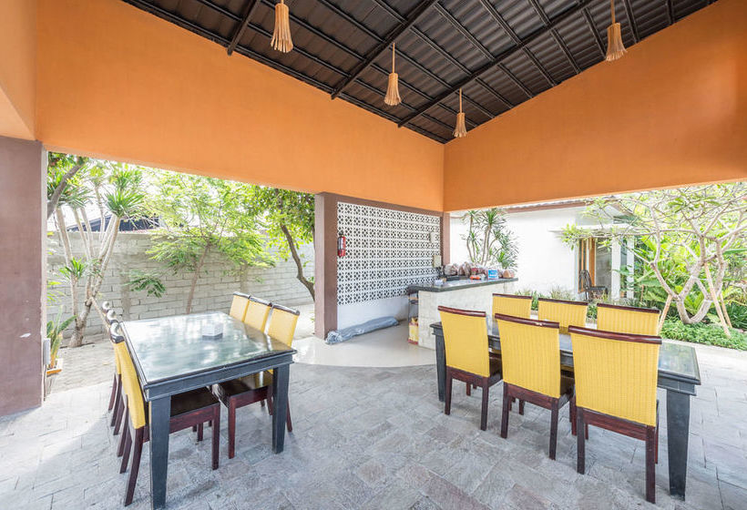 Hotel Kampoeng Nelayan Resto And Villa