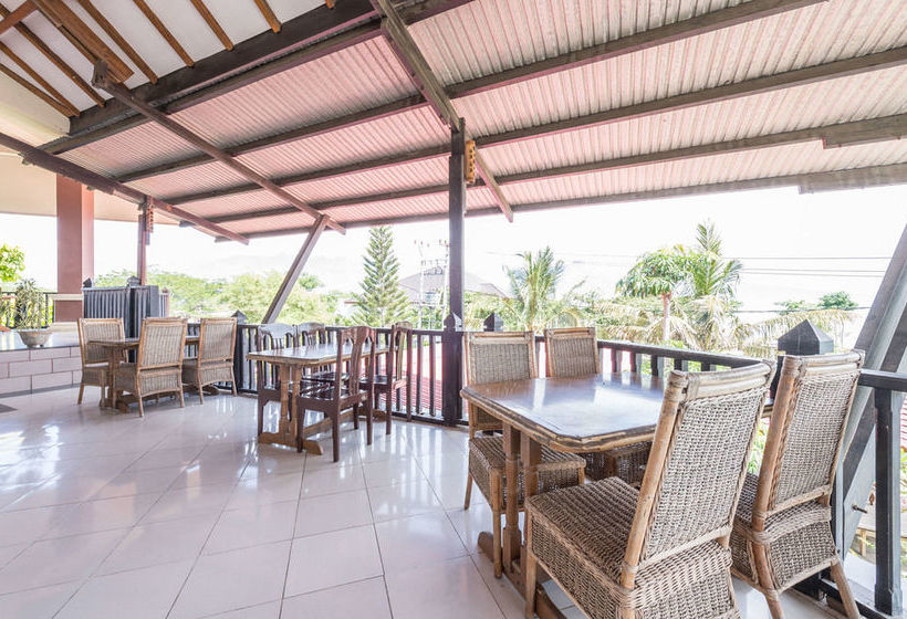 Hotel Kampoeng Nelayan Resto And Villa