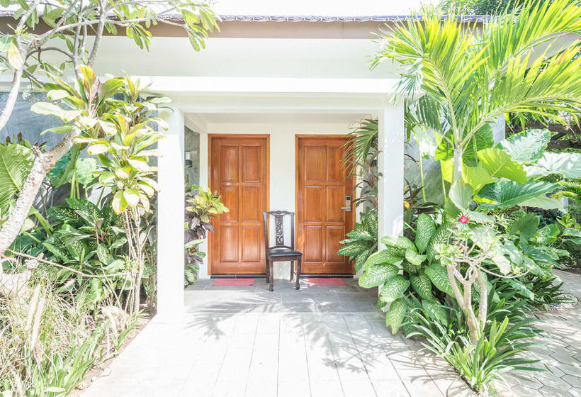 Hotel Kampoeng Nelayan Resto And Villa