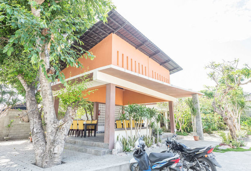 Hotel Kampoeng Nelayan Resto And Villa