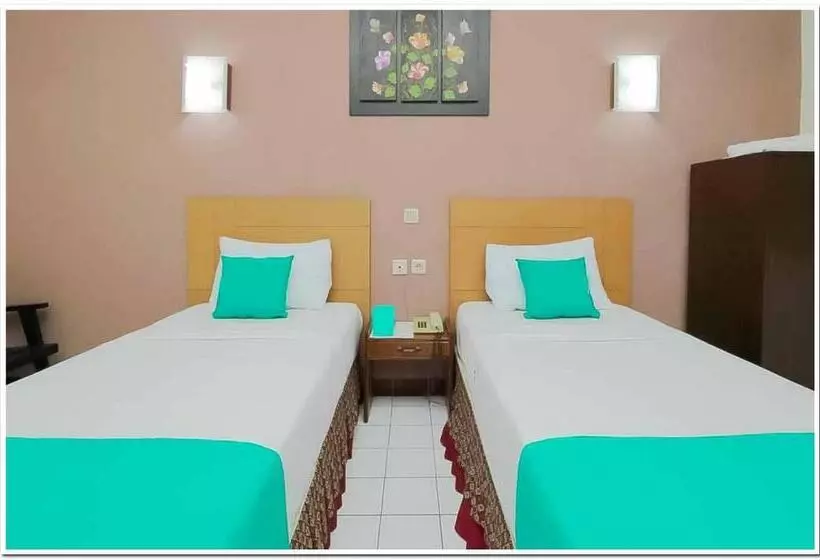 Hotelli Lestari Near Lippo Plaza Mall Jember Mitra Reddoorz