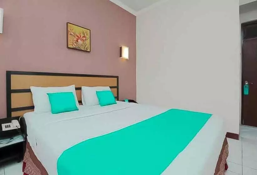 Hotelli Lestari Near Lippo Plaza Mall Jember Mitra Reddoorz