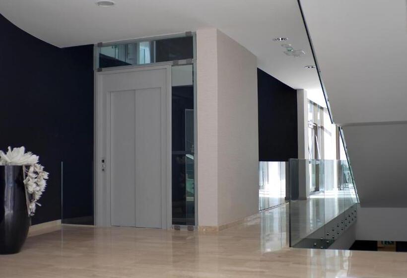 בית מלון כפרי Merops Mészáros