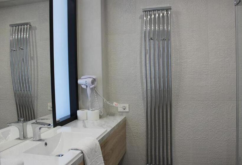 בית מלון כפרי Merops Mészáros