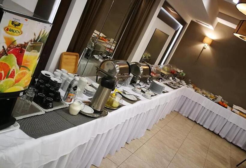 בית מלון כפרי Merops Mészáros