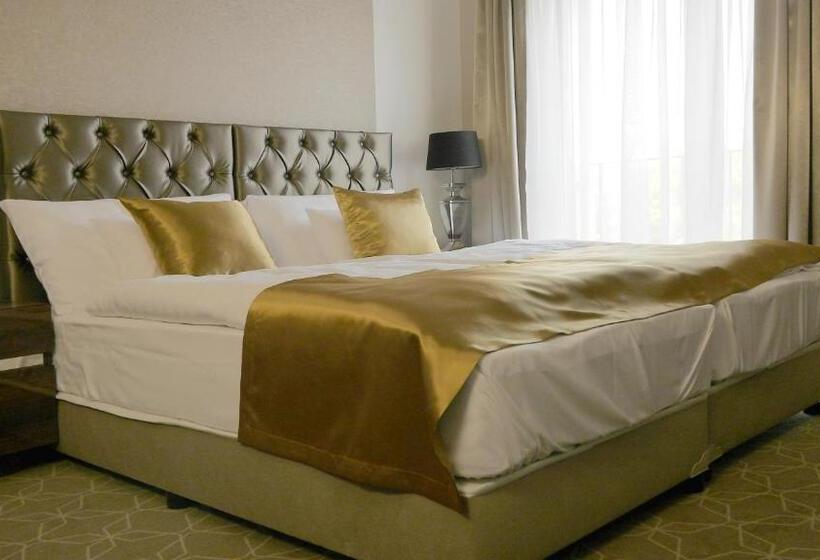 בית מלון כפרי Merops Mészáros