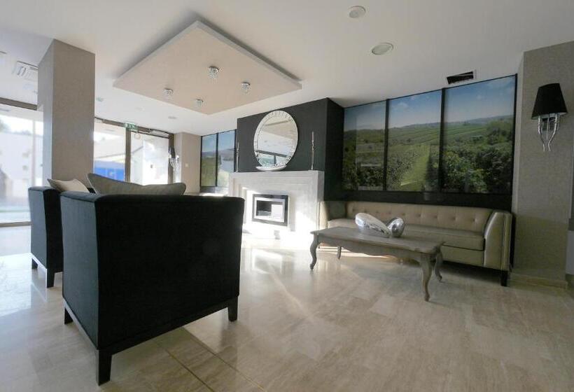 בית מלון כפרי Merops Mészáros