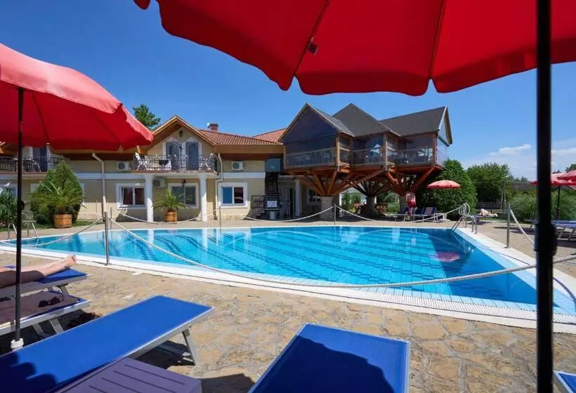 ホテル Villa Plattensee