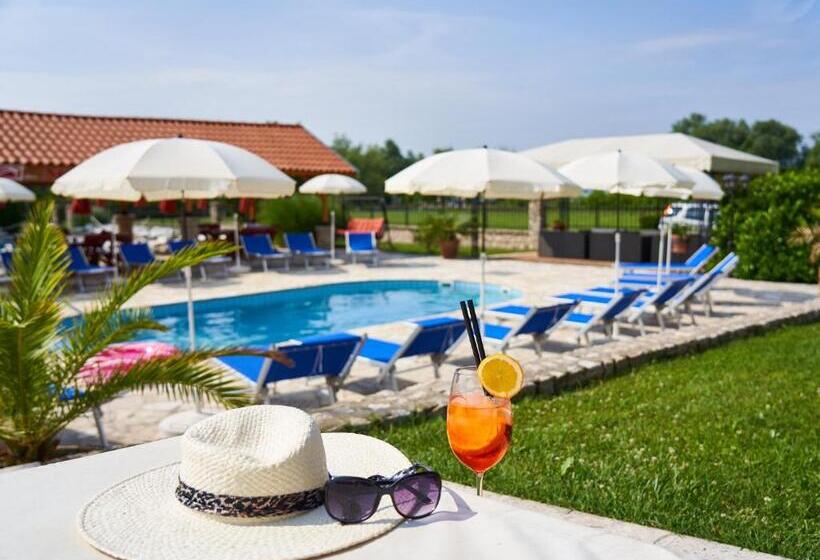 בית מלון כפרי Villa Plattensee