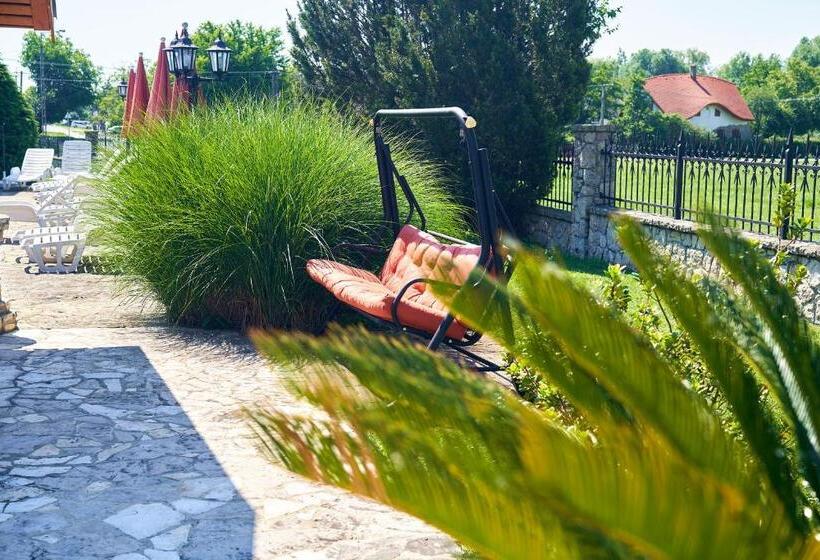 בית מלון כפרי Villa Plattensee