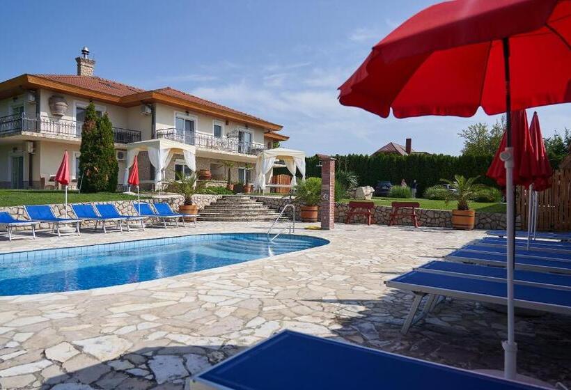 בית מלון כפרי Villa Plattensee