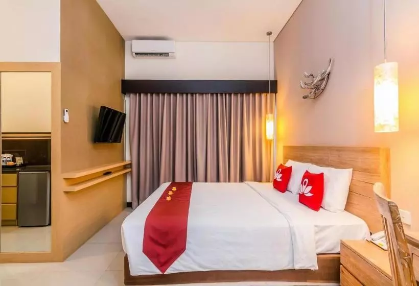 Hotelli Zen Premium Seminyak Eka Laweya
