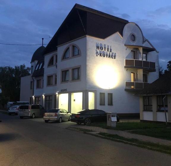 Kovács Hotel Superior