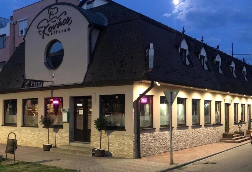 Kovács Hotel Superior