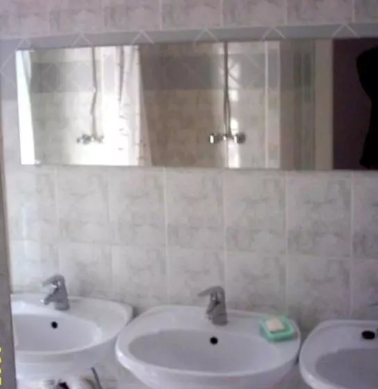 Season Hostel