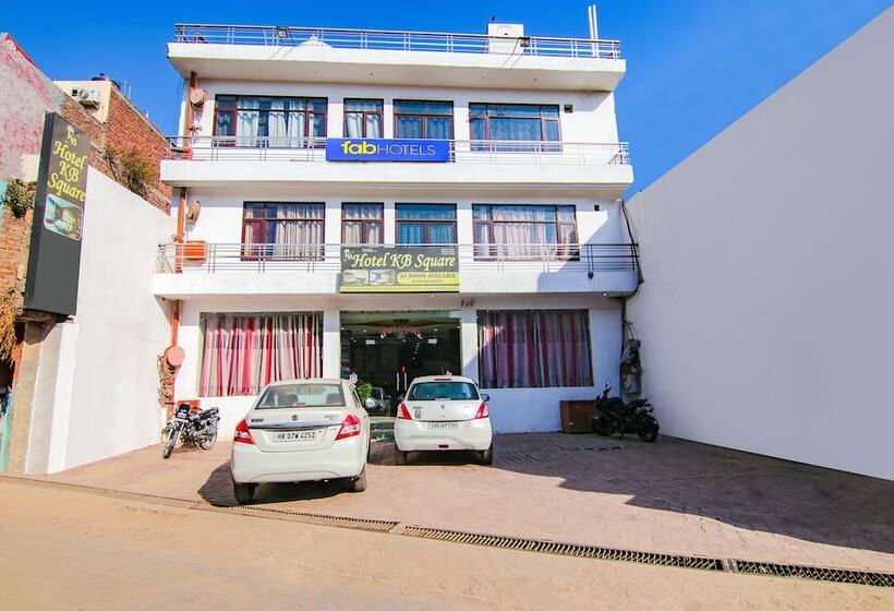 Hotelli Kb Square By Fab