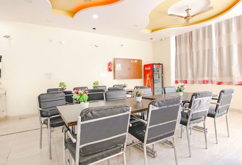 Hotelli Kb Square By Fab