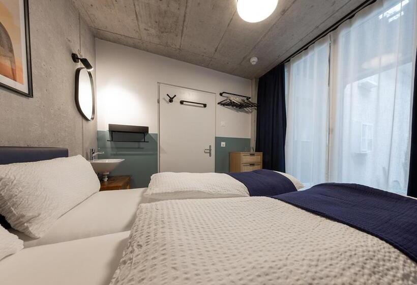 هاستل Ambrosia Hüsli