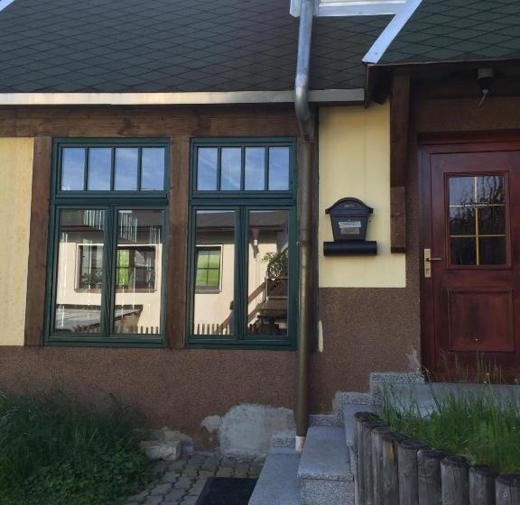 هتل Ferienheim Zur Krone