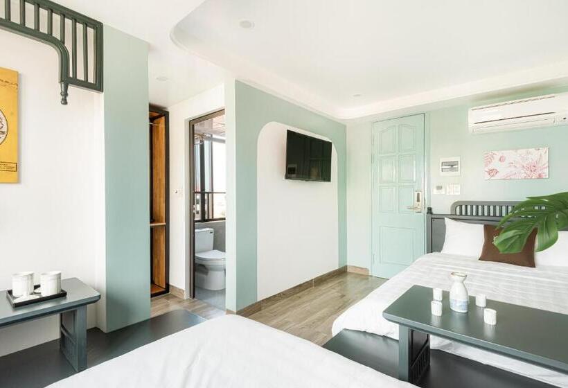 هتل Gare D 47 Homestay/