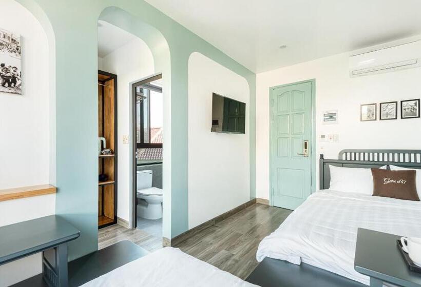 هتل Gare D 47 Homestay/