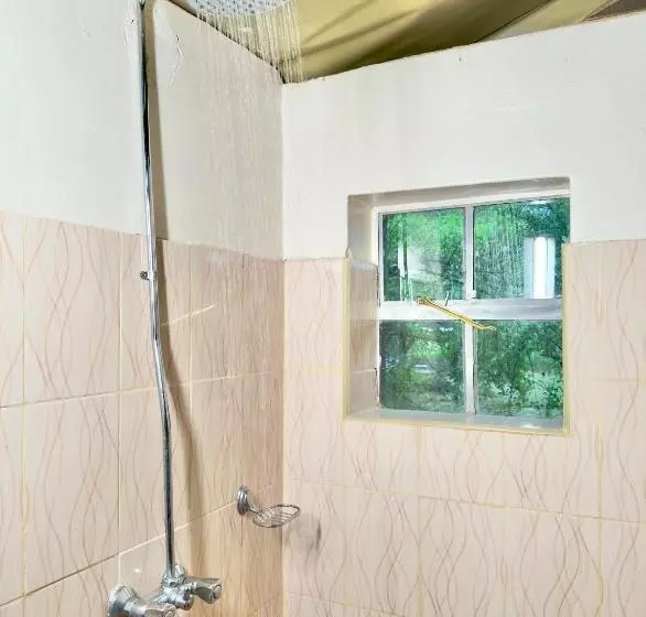 هتل Mara Empiris Safari Camp