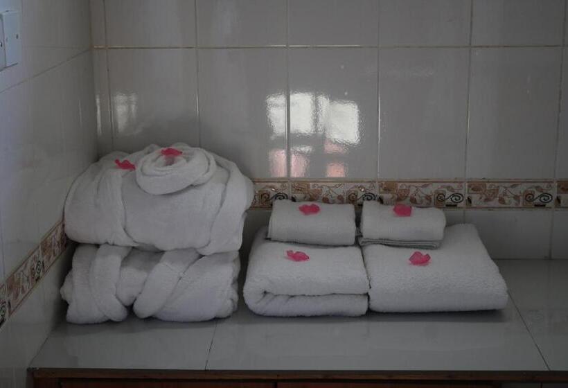 هتل Mara Empiris Safari Camp