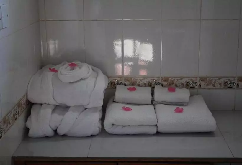 هتل Mara Empiris Safari Camp