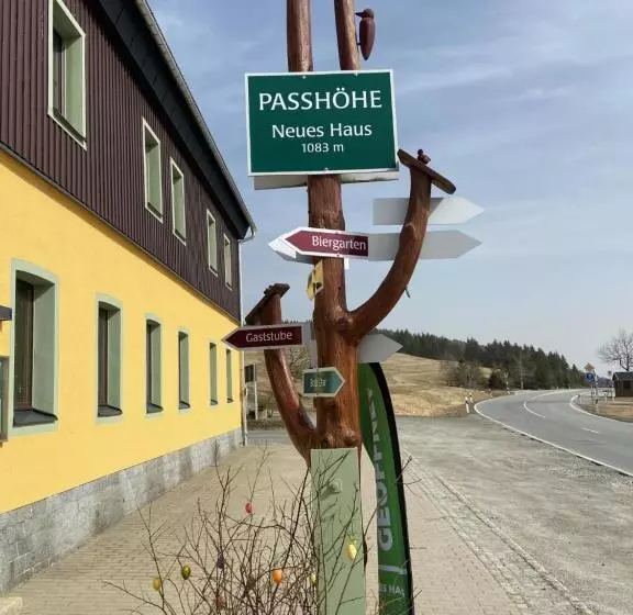 Hotelli Neues Haus   Berggasthof Und