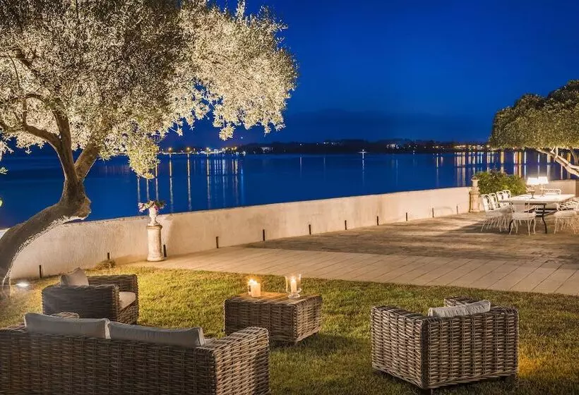 تختخواب و صبحانه Villa Posillipo
